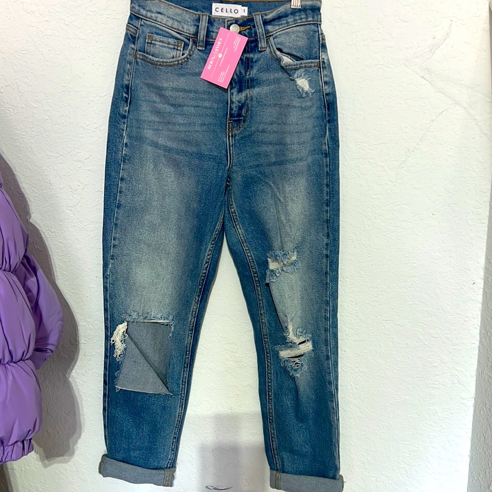 NWT Size 1 Cello High Rise Mom Jeans